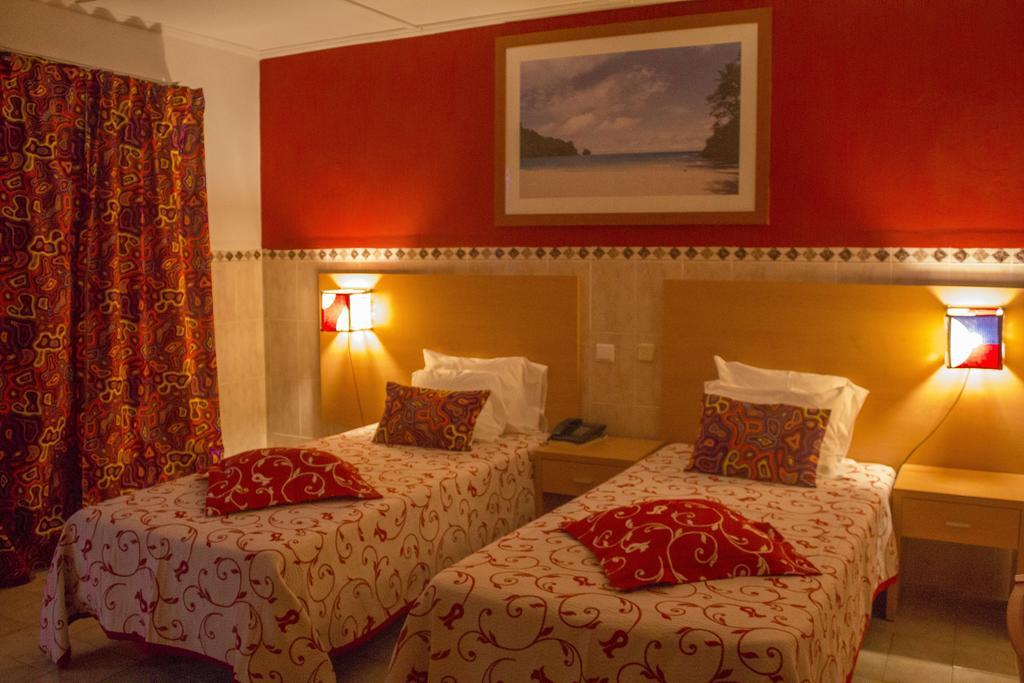 Hotel Avenida Sao Tome Extérieur photo